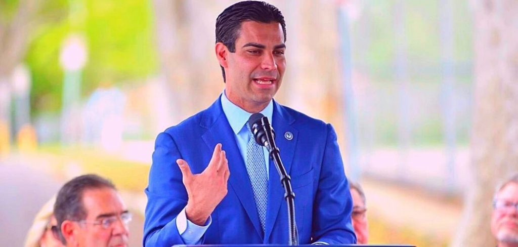 10 میلیون دلار درآمد رمزنگاری طی دو ماه