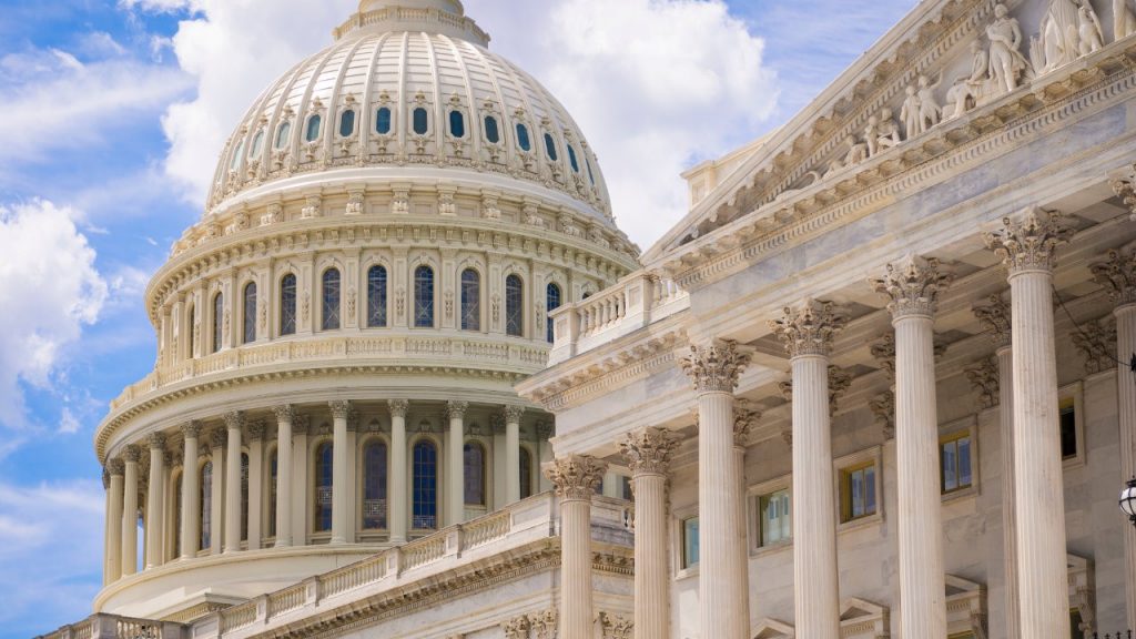 قانونگذار واحد برای Coinbase